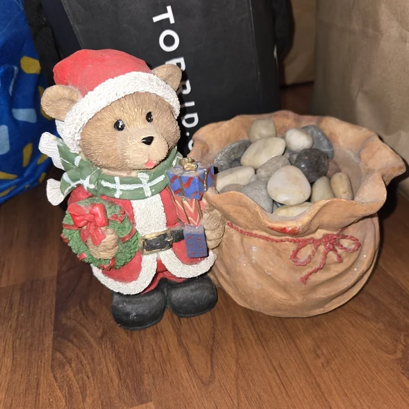 Assorted Christmas Decor - Picture 2 of 3